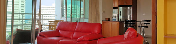 Beautiful 92 m2 apartment for rent very well located and equipped, in View Talay 2 in Jomtien Pattaya.
